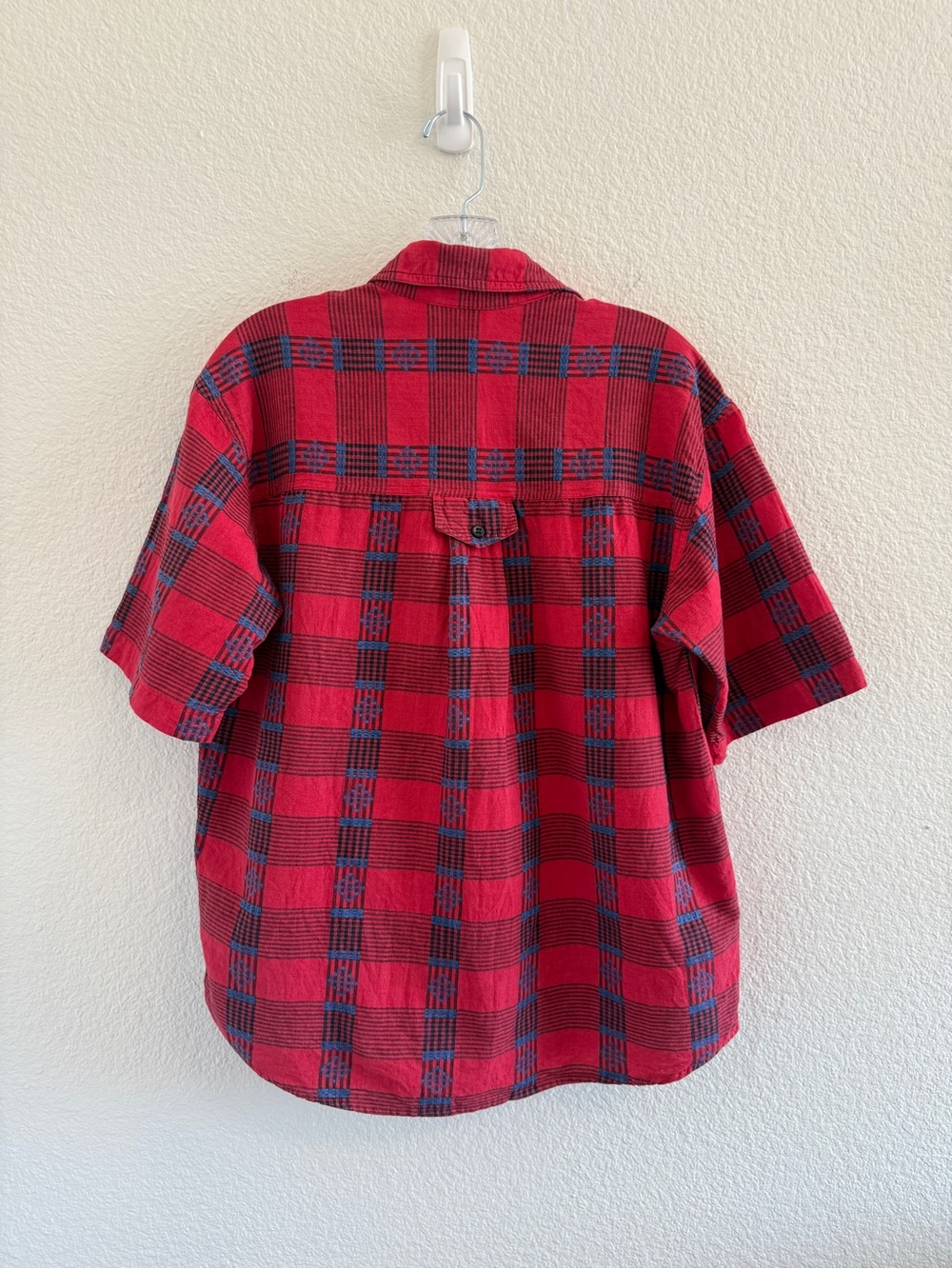 Cabin Creek Vintage Red and Blue Plaid Short-Sleeve Button-Down Shirt - Picture 6 of 14